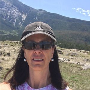 Meet your Posher, Catherine